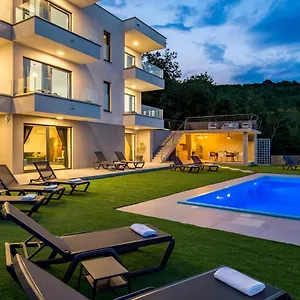 Villa Lavinia, Mošćenička Draga